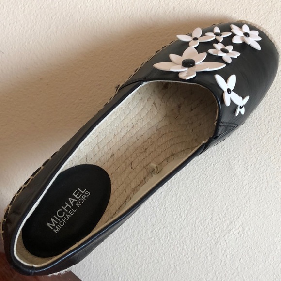 MICHAEL Michael Kors LOLA ESPADRILLE SHOES - Picture 5 of 7